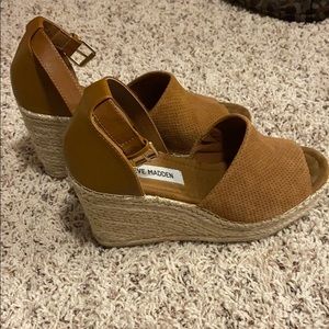 Steven Madden Josey wedge